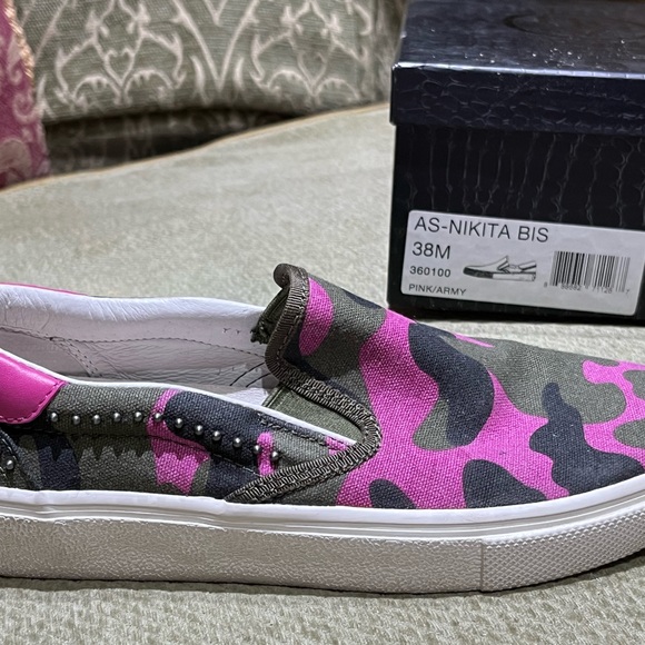 ASH Footwear Pink/Olive camo slip on sneakers. Size 38 - Picture 4 of 6